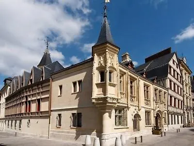 Hotel De Bourgtheroulde, Autograph Collection 5*