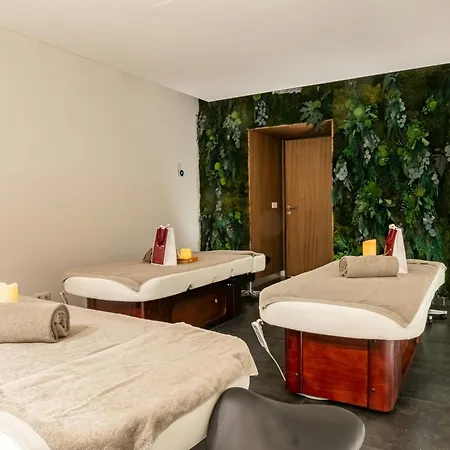 De Bourgtheroulde, Autograph Collection 5* Rouen