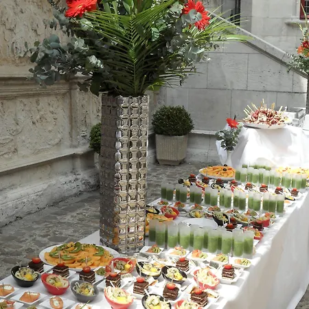 De Bourgtheroulde, Autograph Collection 5* Ruão