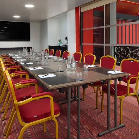 Hotel De Bourgtheroulde, Autograph Collection