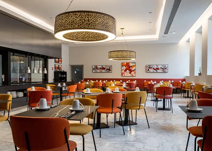 De Bourgtheroulde, Autograph Collection