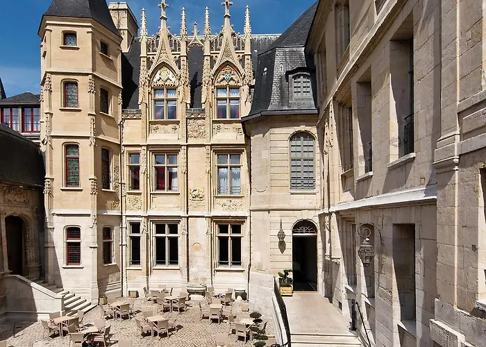 De Bourgtheroulde, Autograph Collection 5* Rouen